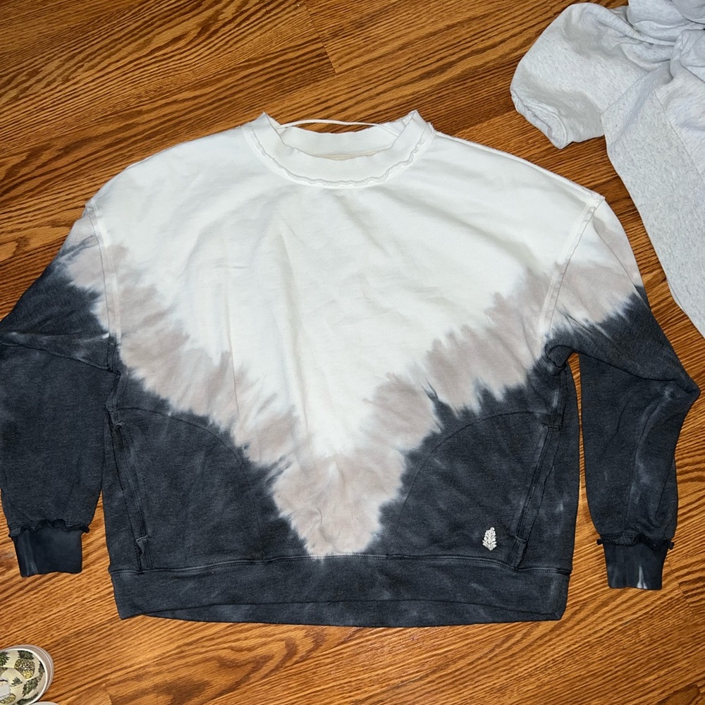 Free people movement pullover